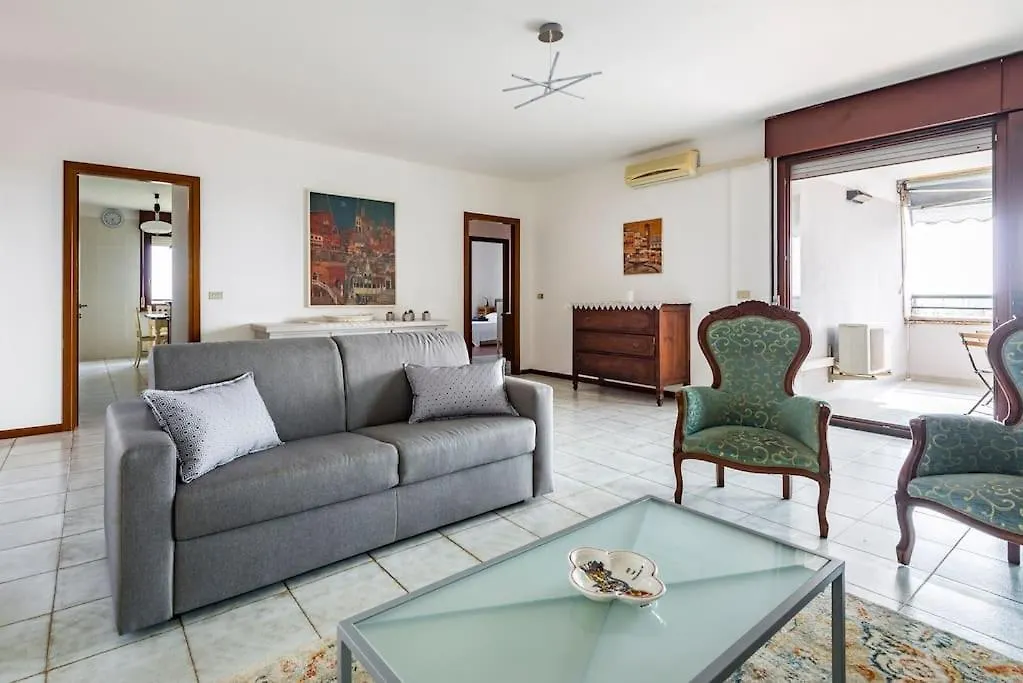 La Casa Dell'Artista Apartment Verona